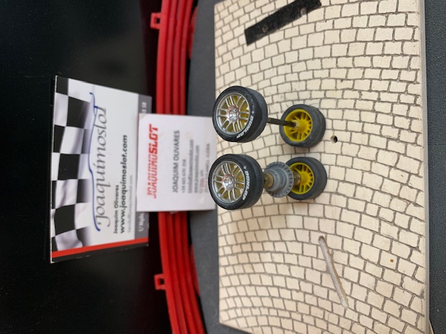 scalextric usado tren de ruedas seat leon copa